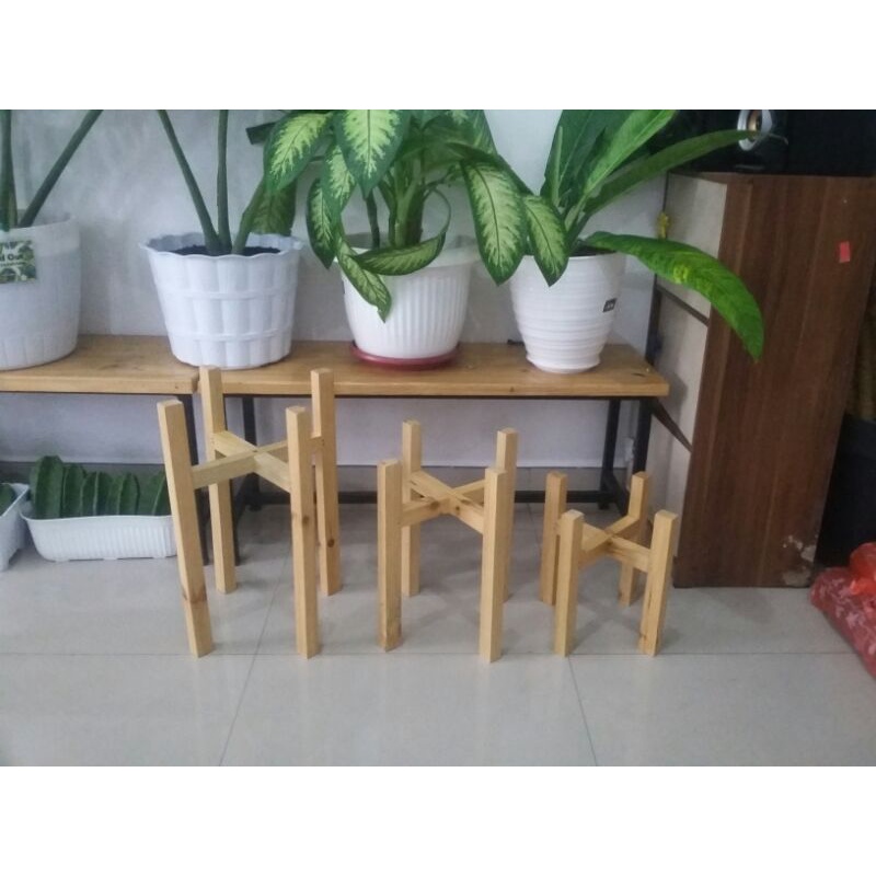 standing pot kayu jati belanda