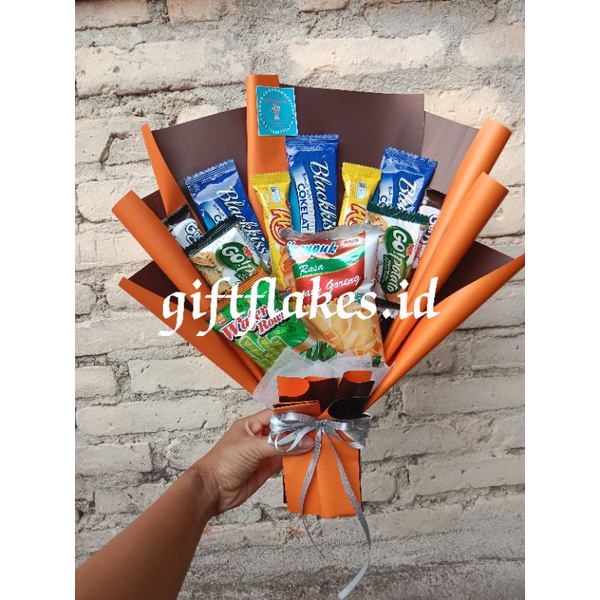 

Buket snack Wisuda / Ulangtahun Murah