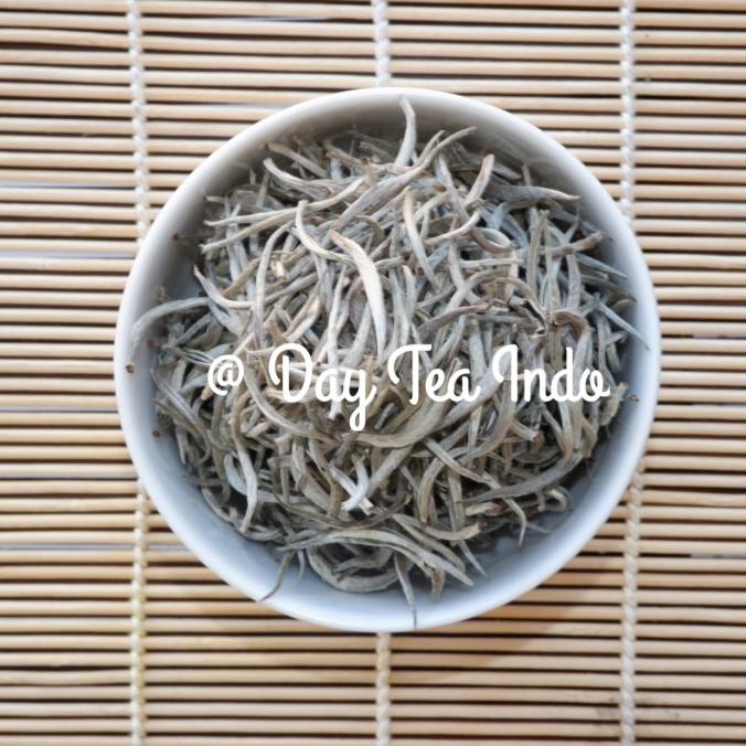 

(BISA COD) Premium White Tea Silver Needle / Teh Putih CUCI GUDANG Kode 1433
