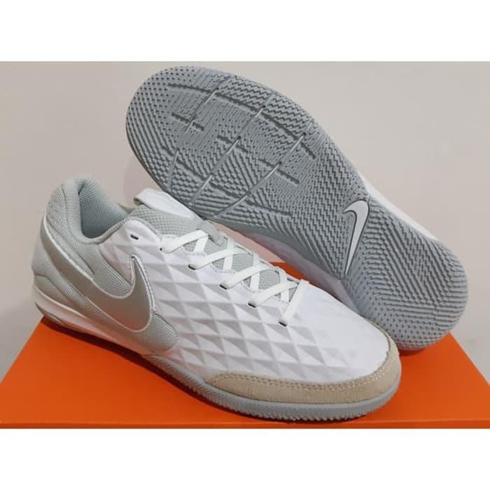 Sepatu Futsal Nike Tiempo Legend VIII Academy White Platinum