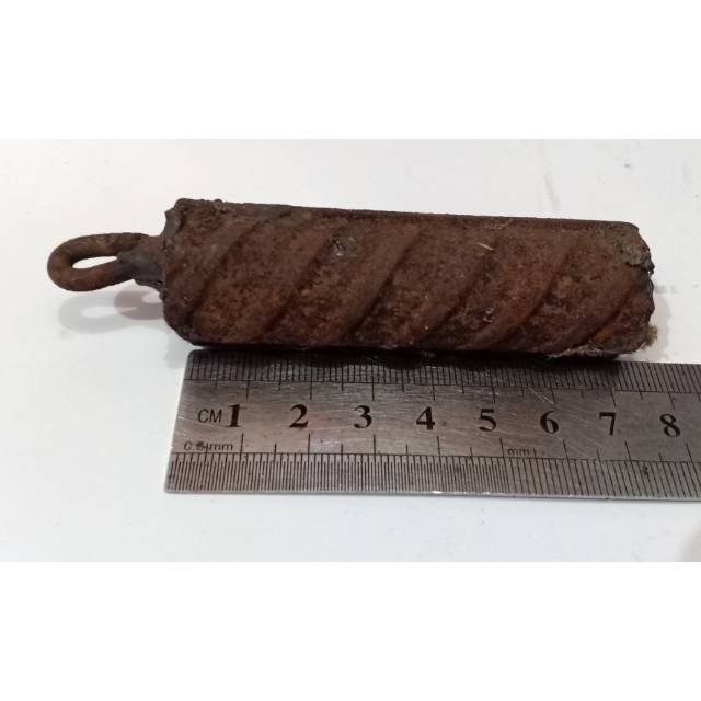 BESI PEMBERAT ±7.5CM 219GRAM BATU KAIL UMPAN PANCING BESI PEMBERAT PANCING PEMBERAT MANCING TIMAH BE