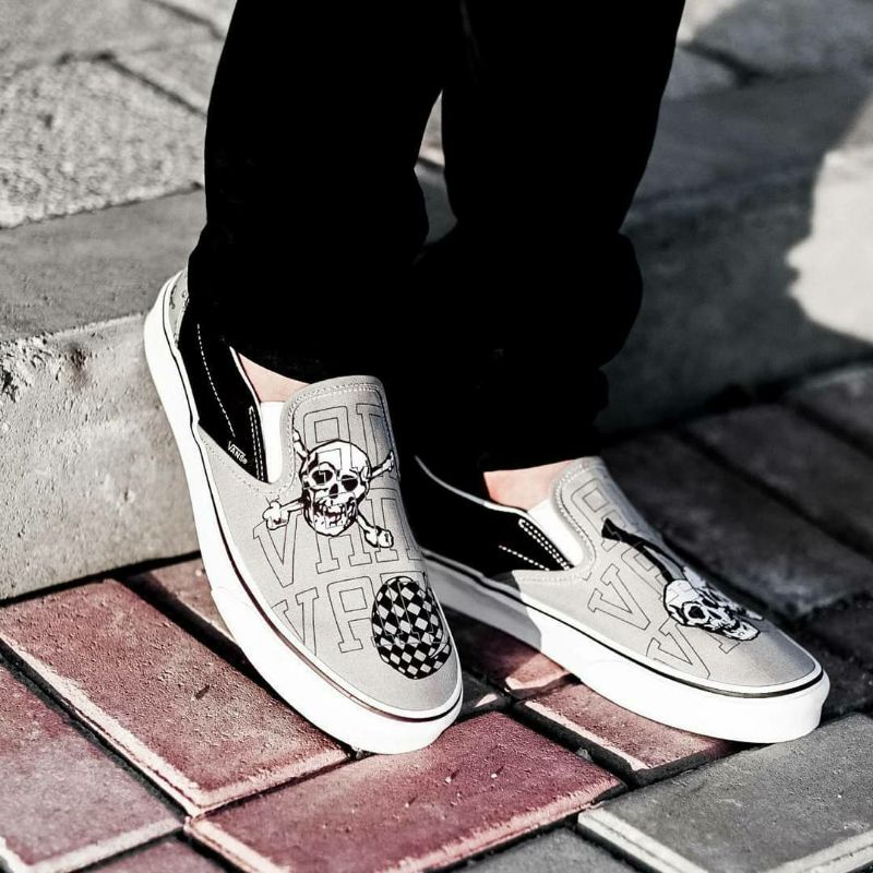SEPATU VANS ORIGINAL100% / VANS SLIP ON NEW VARSITY DRIZZLE / BLACK