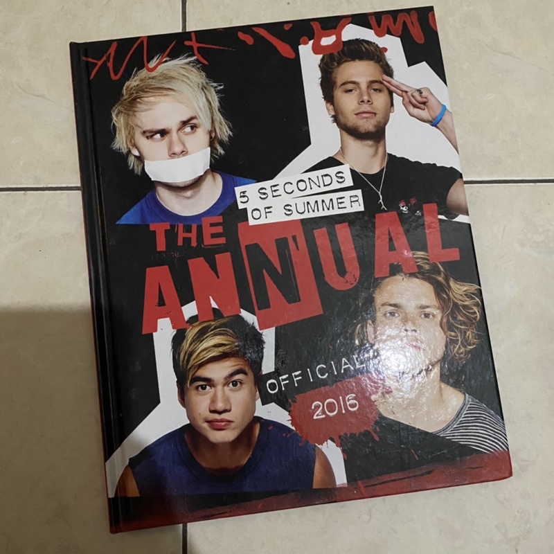5 Seconds of Summer The Annual 2016 — Book of Stuff 5SOS Official