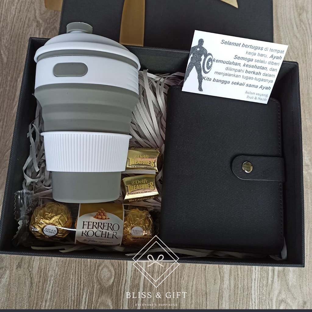 

Blissbox Simply Black (Hampers/Gift Box /Kado UlTah/Kado Wisuda/Kado Anniversary/Souvenir)