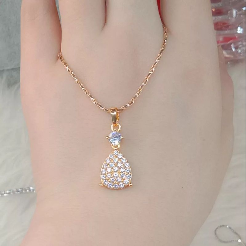 Kalung Titanium Wanita Anti Karat, Anti Alergi, Tahan Lama, Di Jamin REALPICT 100% dan High Quality, Kalung wanita gold