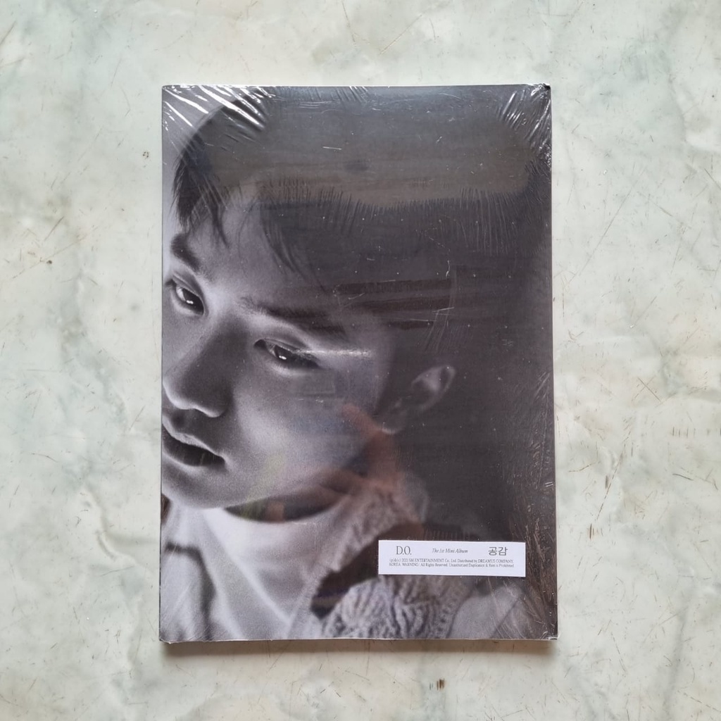 [SEALED] ALBUM EXO D.O - EMPATHY PHOTOBOOK VER + POSTER