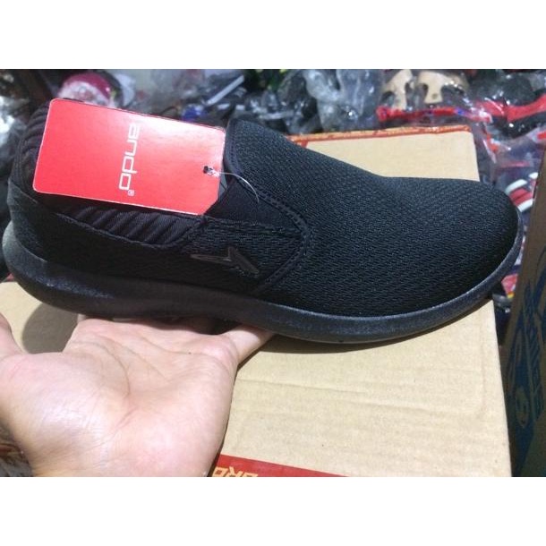 [KODE LCZQ0] Sepatu Slop Slip On Pria Keren Bagus Flynn Ando Hitam Putih Tanpa Tali