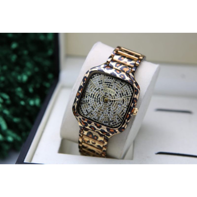 Jam tangan analog wanita GUESS Motif macan Fitur tanggal aktif strap rantai Free box dan baterai