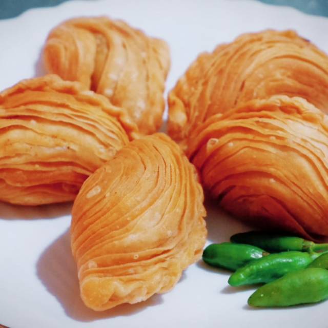 

Curry puff vegetarian