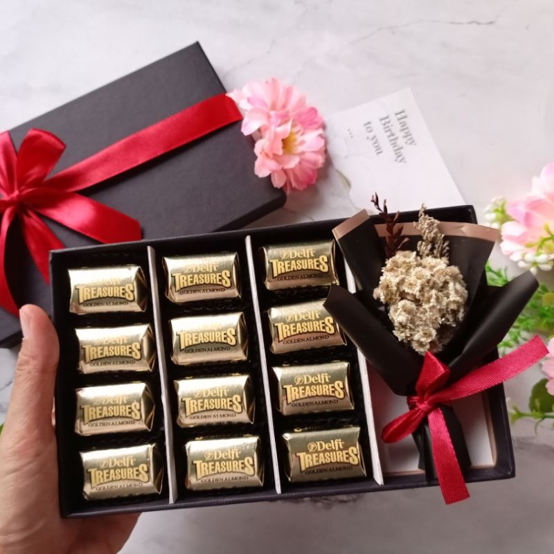 

TERMURAH HAMPERS COKLAT BOX DELFI TREASURE ALMOND BOX PREMIUM KADO VALENTINE ULTAH ANNIV WEDDING WISUDA Kekinian