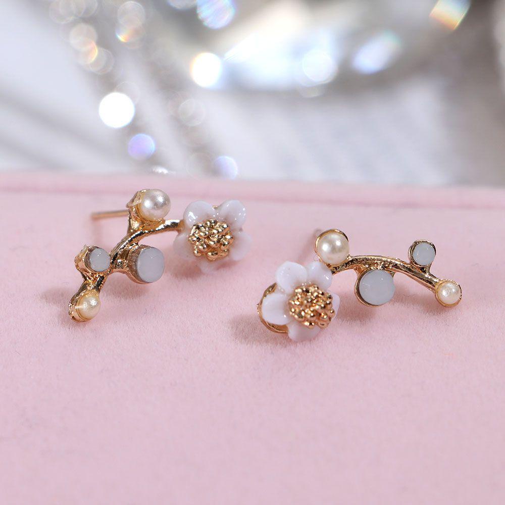 Top Flower Ear Stud Elegan Fashion Perhiasan Pesta Wanita Gadis Sederhana Shell Stud Earrings