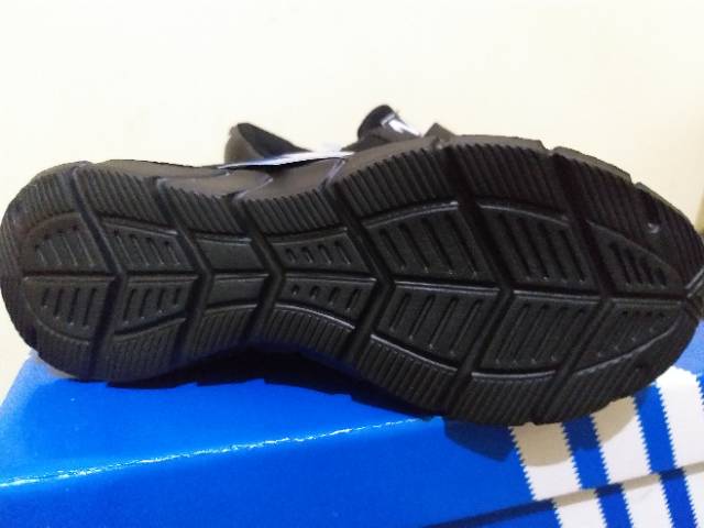 Sepatu Anak adidas Racer Mono Full Black Hitam Sekolah Perempuan Lakilaki Kado Hadiah Murah Lucu