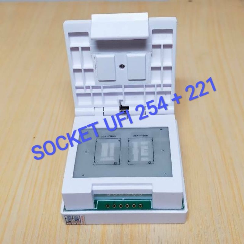 Socket UFI 221 254