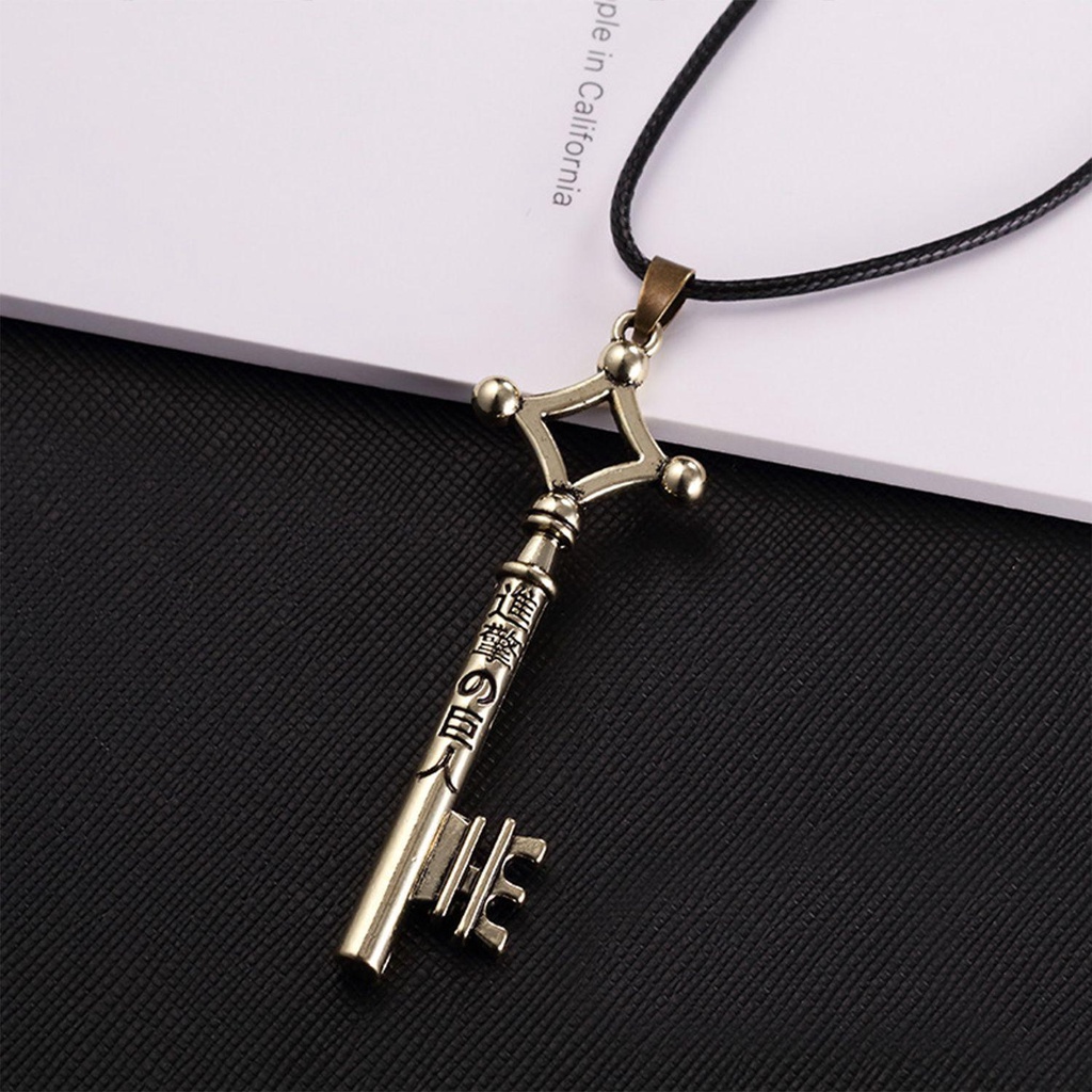 Lily Attack on Titan Anime Lover Populer Liontin Unisex Kunci Kalung