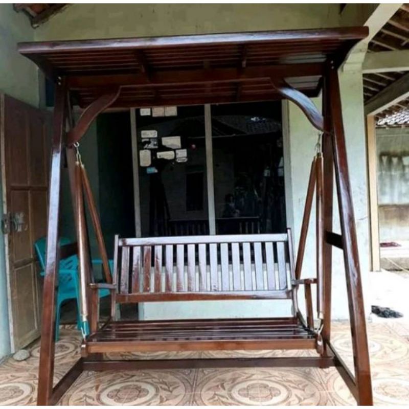 kursi ayunan jati teras rumah