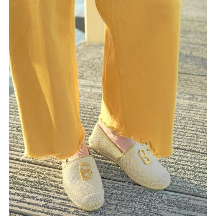 The Bimu Espadrilles Shoes Sepatu Buttonscarves Monogram BS