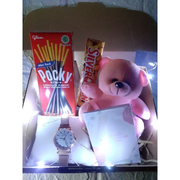 

Kado wisuda Kado ulang tahun murah kado cewek