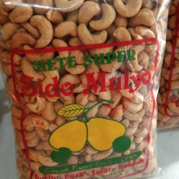 

kacang mede/mete utuh Sido Mulyo Asli Blora 500 gram
