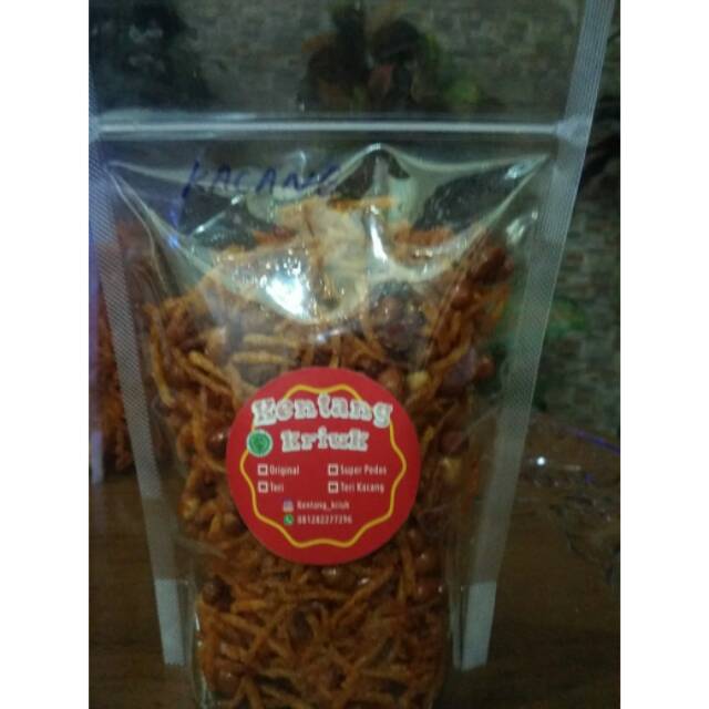 

Kentang mustofa kriuk kacang Teri