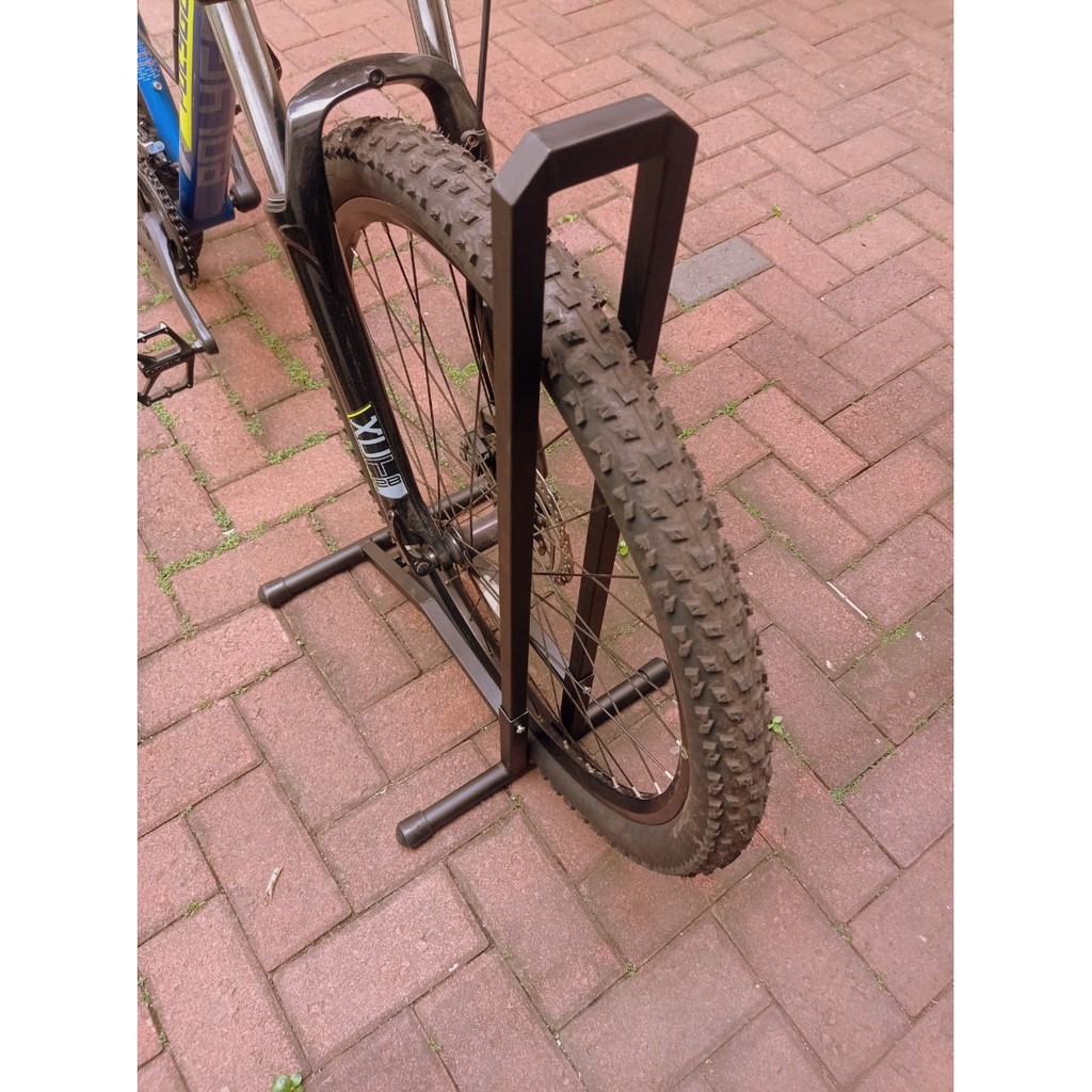 Paddock sepeda/bike stand MTB/Citybike/roadbike up to 28 inch