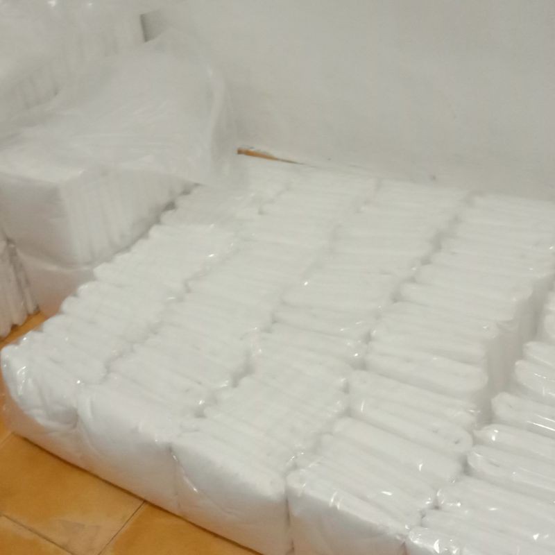 Gown APD Disposible Disposable Spoundbond 35gsm putih 200pcs