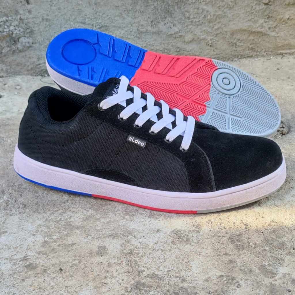 Aldeo Sepatu Pria Original Asli Lokal Sneakers Cowok Kekinian Buat Gaya dan Jalan Jalan Snekers Cowo Keren Terbaru Hitam Black Gum