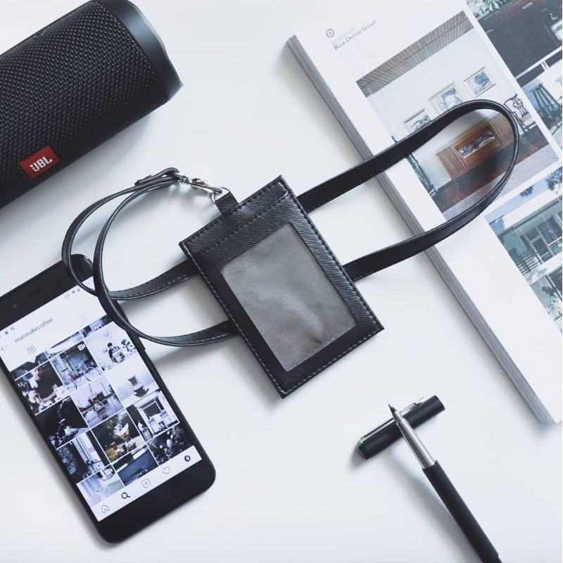 

Name tag/kalung ID Card/kulit sintetis/Termurah/Kualitas sesuai harga