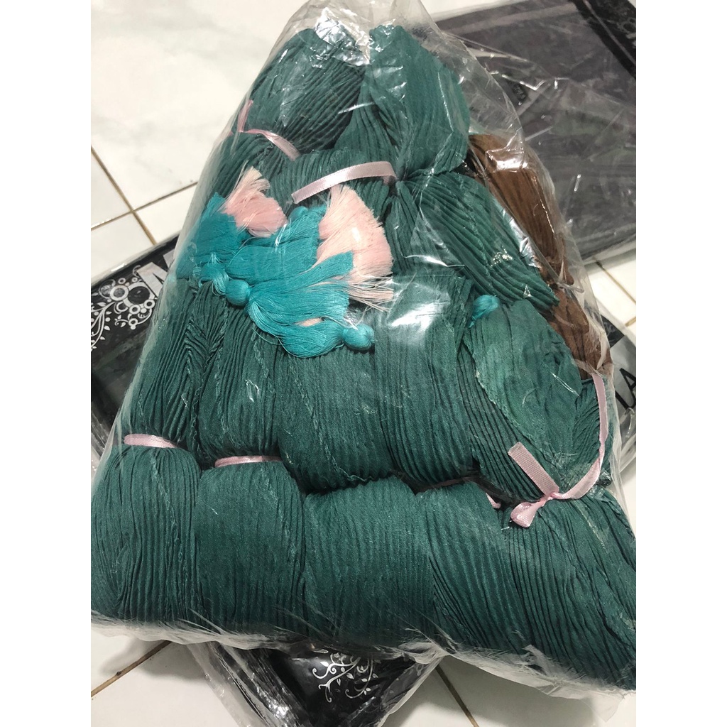 Jilbab Plisket Segiempat Bella Plisket Pleated Jambul Segiempat Plisket Jambul-HIJAU WARDAH