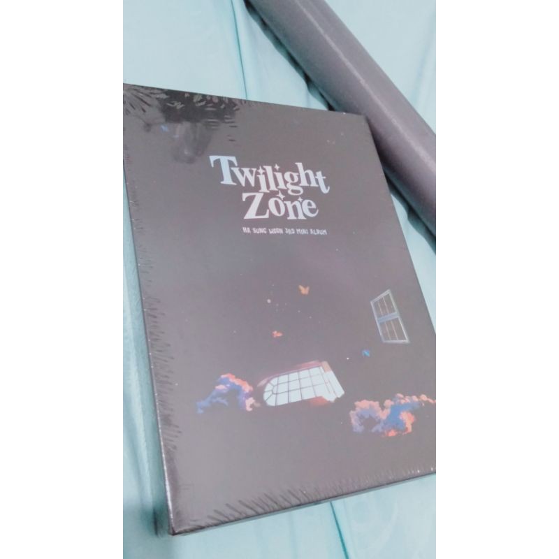 [PENGIRIMAN] HA SUNGWOON TWILIGHT ZONE