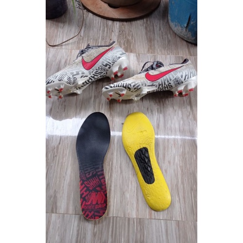 sepatu bola nike vapor elite 12 njr fg