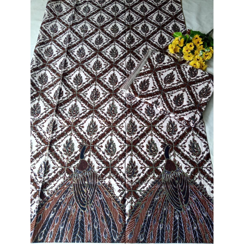 Jarik Sidomukti Kain Pengantin Merak Lesty Prodo Silver