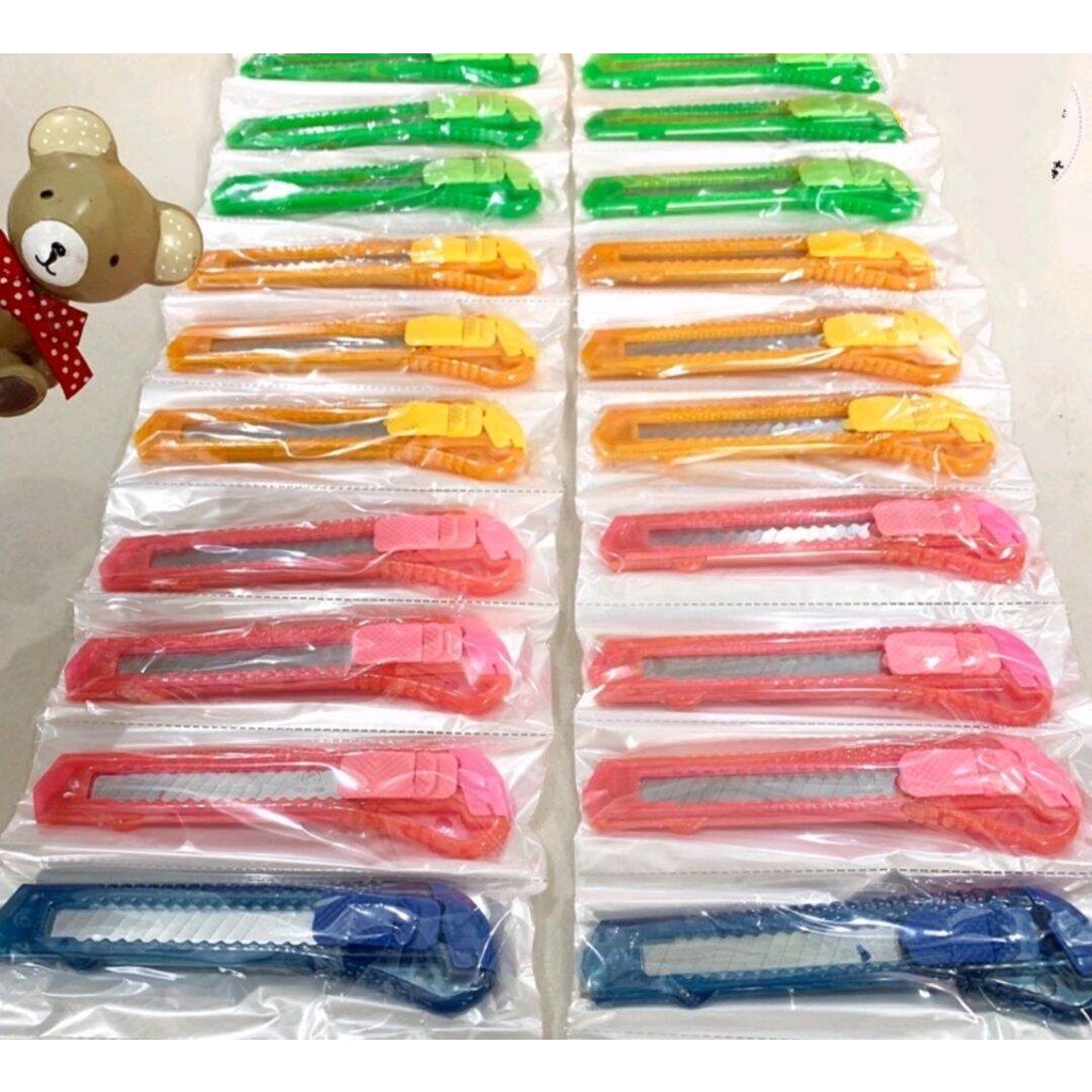 

CUTTER WARNA BESAR RENCENG ISI 12pcS