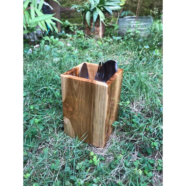 

Tempat Pensil/Tempat Sendok