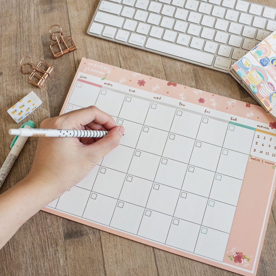 

Buku Planner / Floral Theme Monthly Plan Memopad / Planner Bulanan
