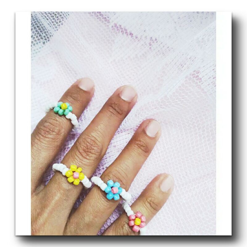 Cincin mute Bunga / Candy Glow Road Lamp Fan's Beads Ring /Cincin manik manik