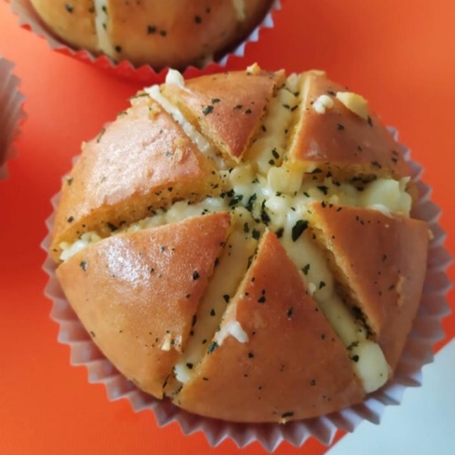 

Korean Garlic Cheese bread