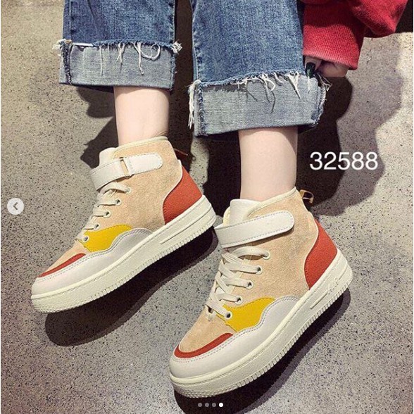 Sepatu sneakers 32588