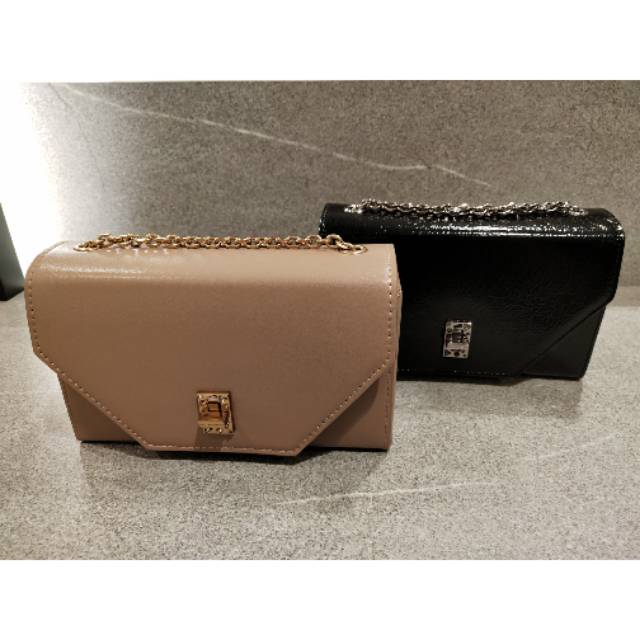 Charles n Keith Bag Tas Wanita Ori Store Best Seller Asli Very Recommend