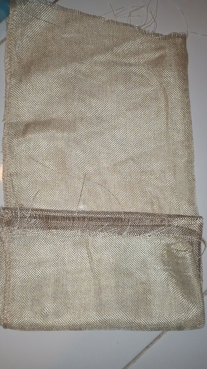 Kain Goni Halus Uk.50x48 Cm