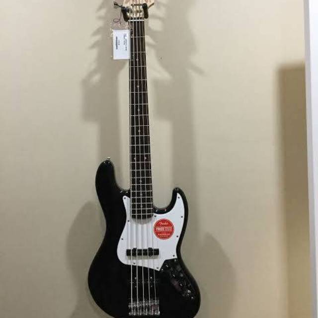 SQUIER AFFINITY JAZZ BASS V (5 STRING) - BLACK