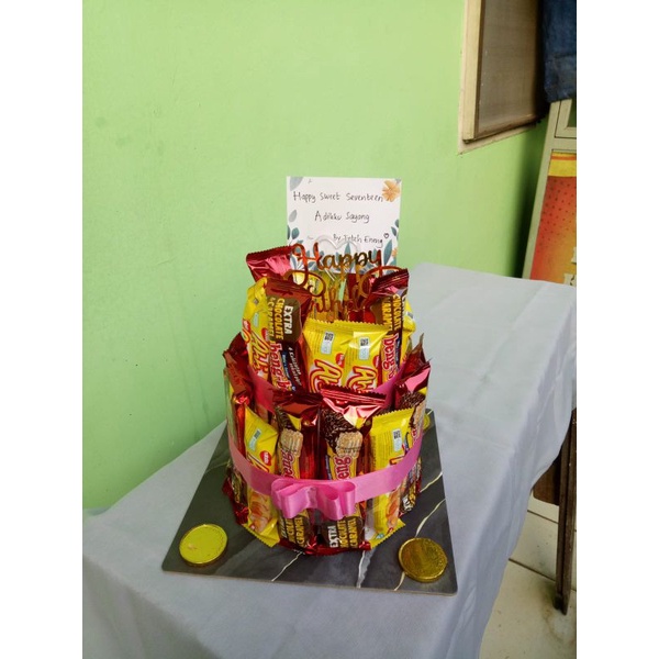 

cake coklat/ kue ulang tahun/hadiah wisuda/kado ultah pacar