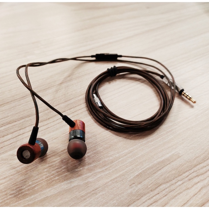 Superior HiFi Sound Custom Wood Headset Deep Bass Earphone With Mic