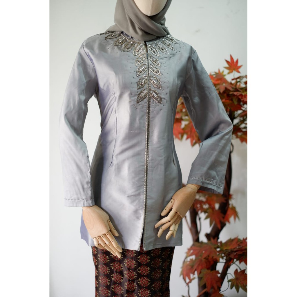 KEBAYA TAFFETA PAYET