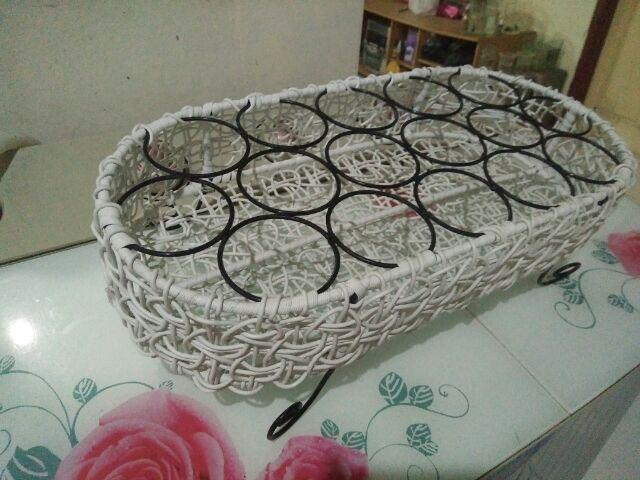 Keranjang Air Mineral / Tempat Aqua Gelas Rotan Sintetis Isi 16
