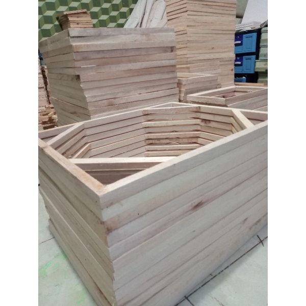 

SPANRAM KAYU / FRAME KANVAS LUKIS UKURAN 70×70/70×80/70×90/70×100