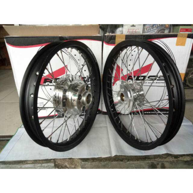 Sepaket Velg lebar 215 250 300 Tromol set Jari2 Megapro Primus Megapro lama - Gl Pro