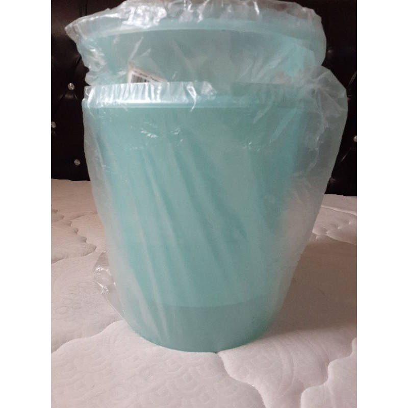 GiantCanister