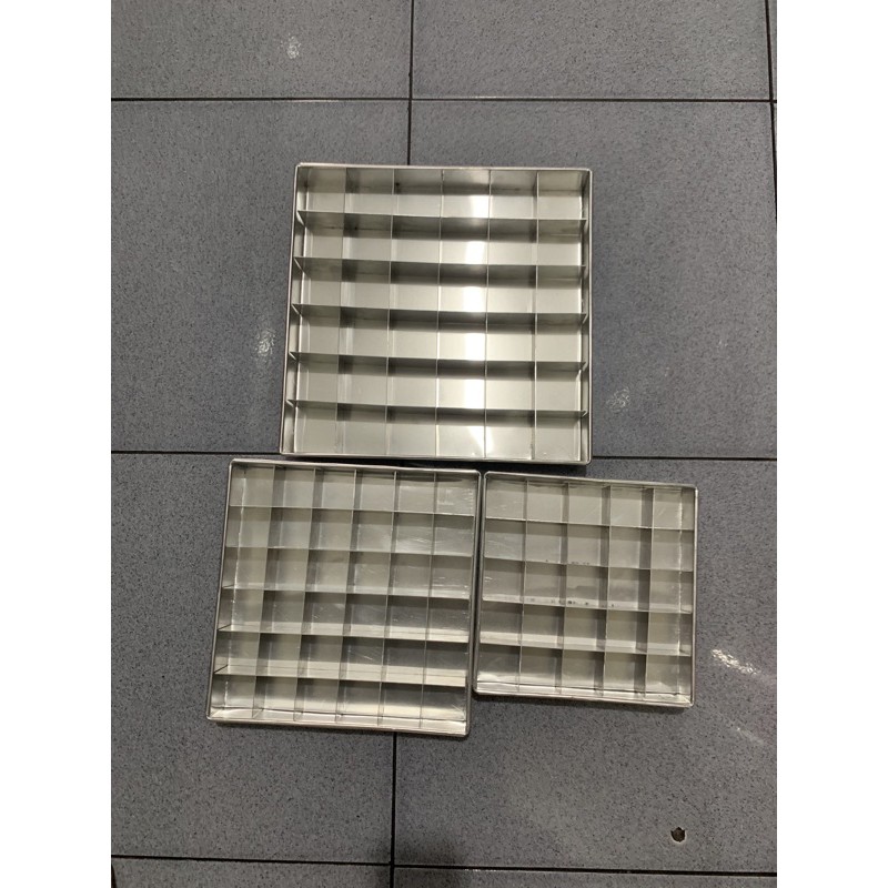

loyang sekat persegi 30x30x4 30cm segi empat