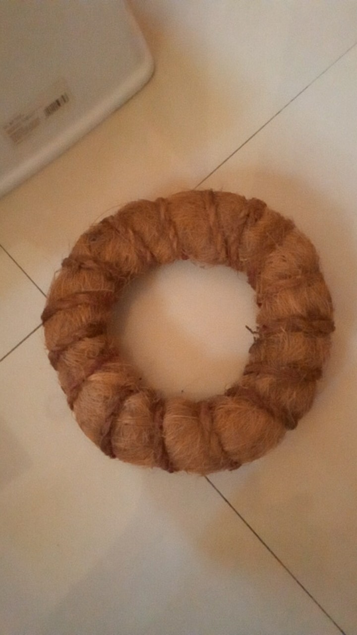 Ring Tali Diameter 20 Cm Sabut Kelapa Wreath Hiasan Dekorasi Dinding Ring Hiasan Natal