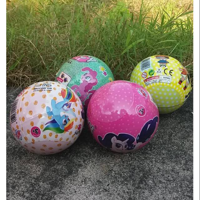 Mainan Fancy Surprise Super Ball LOL Football Jumbo - MD3748